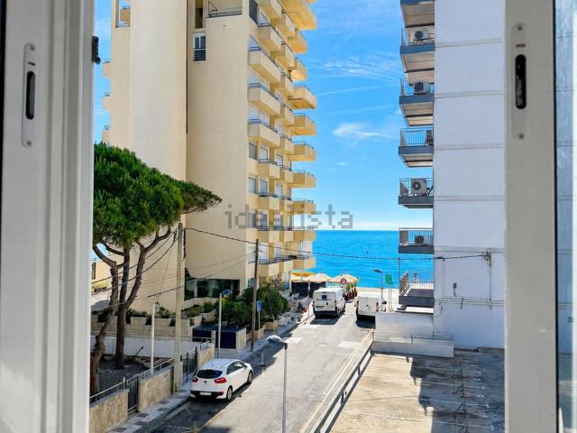Piso, Platja Llarga, Castell Platja d&apos Aro