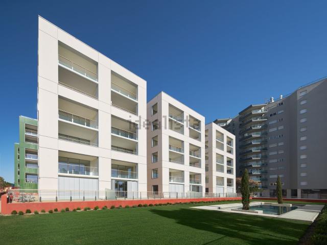 Piso, Platja Llarga, Castell Platja d&apos Aro