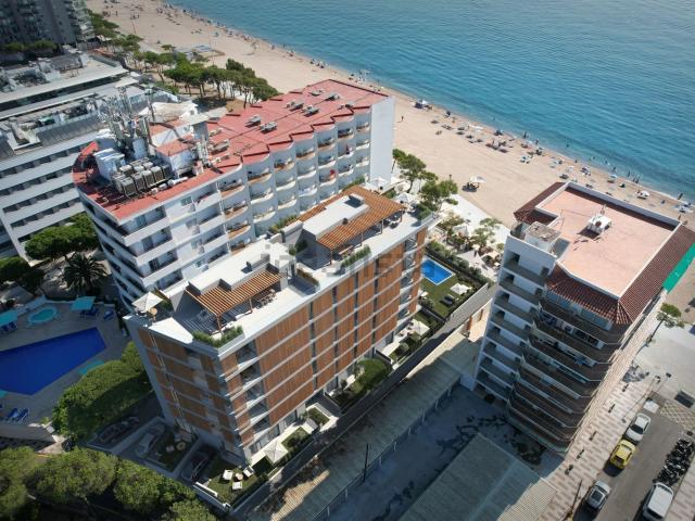 Piso, Platja Llarga, Castell Platja d&apos Aro