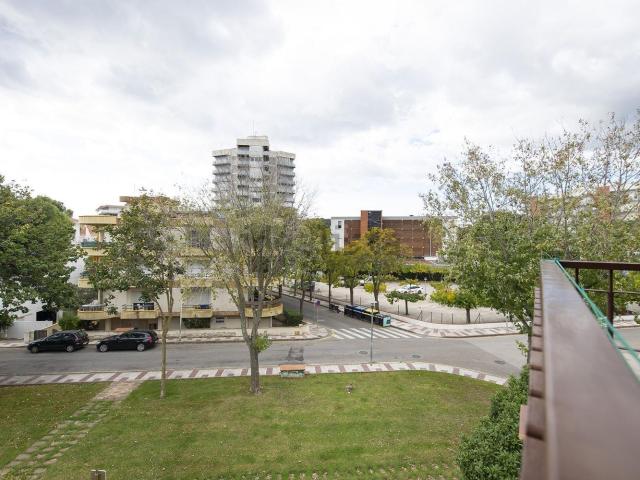 Piso, Platja Llarga, Castell Platja d&apos Aro