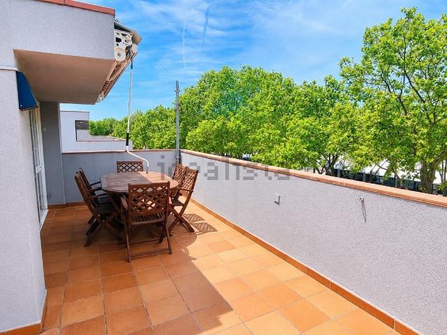 Piso, Platja Llarga, Castell Platja d&apos Aro