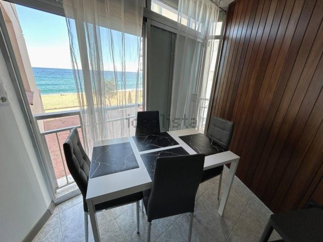 Piso, Platja Llarga, Castell Platja d&apos Aro