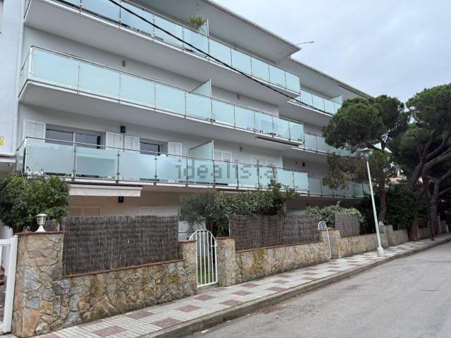 Piso, Platja Llarga, Castell Platja d&apos Aro