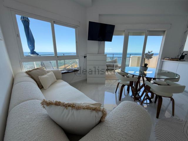 Piso, Playa de la Fontanilla, Marbella