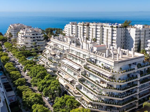 Piso, Playa de la Fontanilla, Marbella