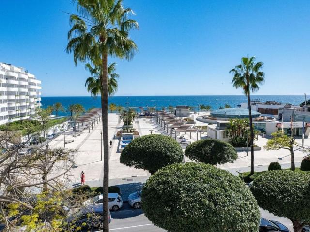 Piso, Playa de la Fontanilla, Marbella