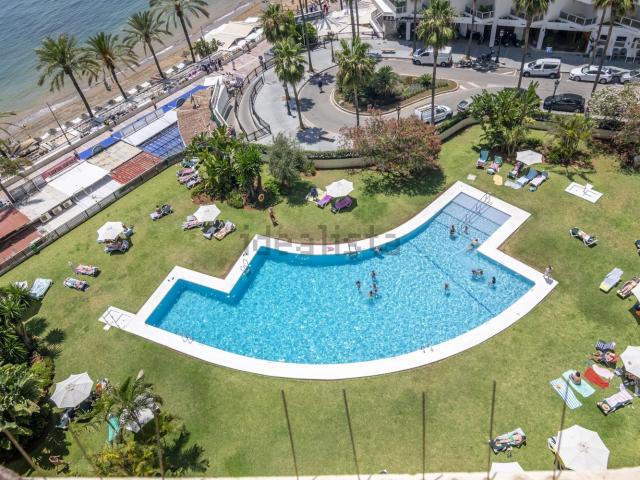 Piso, Playa de la Fontanilla, Marbella