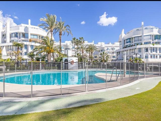 Piso, Playa de la Fontanilla, Marbella