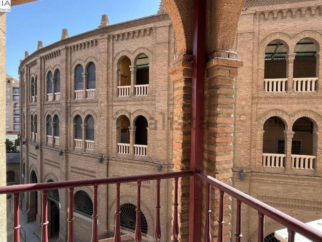 Piso, Plaza de Toros, Granada