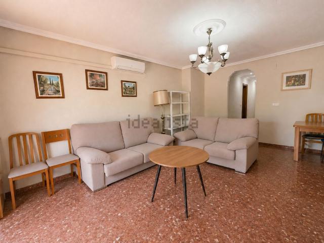 Piso, Plaza de Toros, Granada