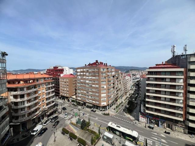 Piso, Plaza España Corte Inglés, Vigo