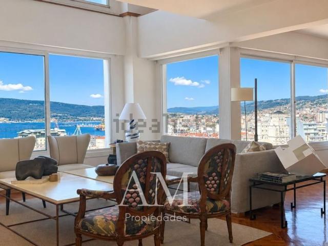Piso, Plaza España Corte Inglés, Vigo