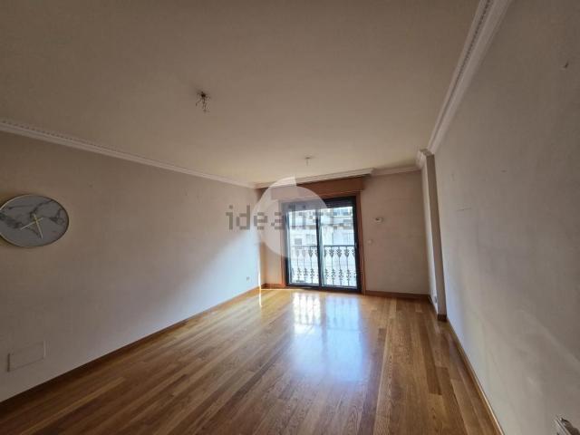 Piso, Plaza España Corte Inglés, Vigo