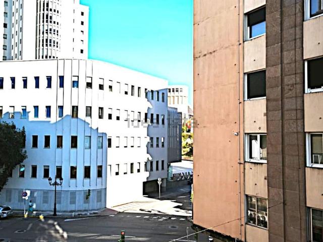 Piso, Plaza España Corte Inglés, Vigo