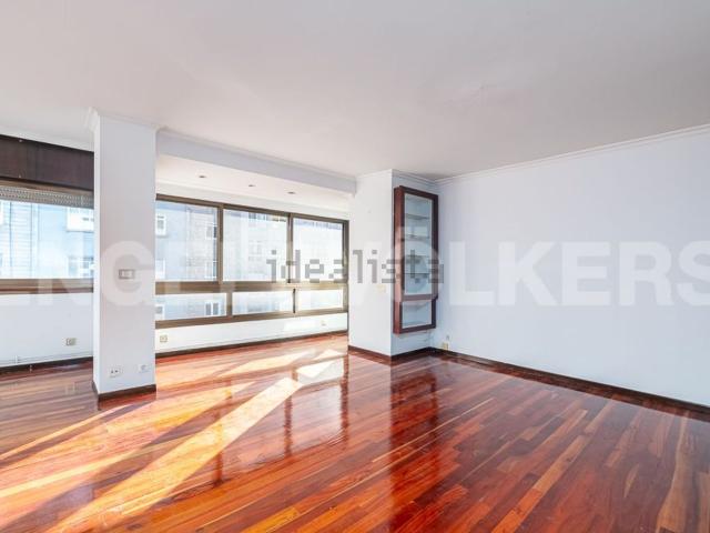 Piso, Plaza España Corte Inglés, Vigo