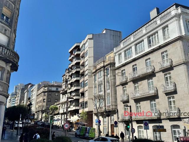 Piso, Plaza España Corte Inglés, Vigo