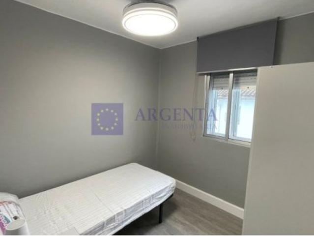 Piso plaza Italia