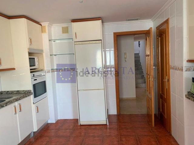 Piso, R 66, Cáceres