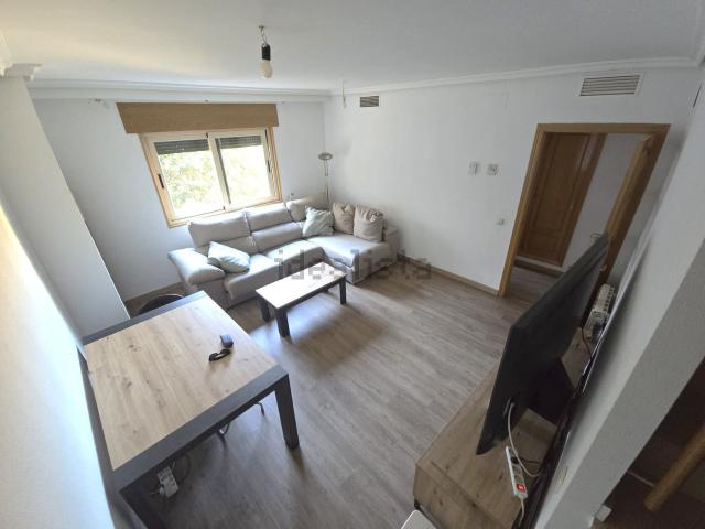Piso, R 66, Cáceres