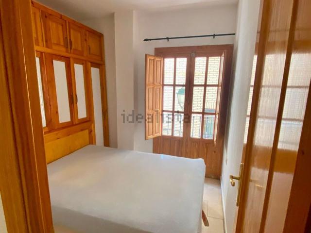 Piso, Recogidas, Granada
