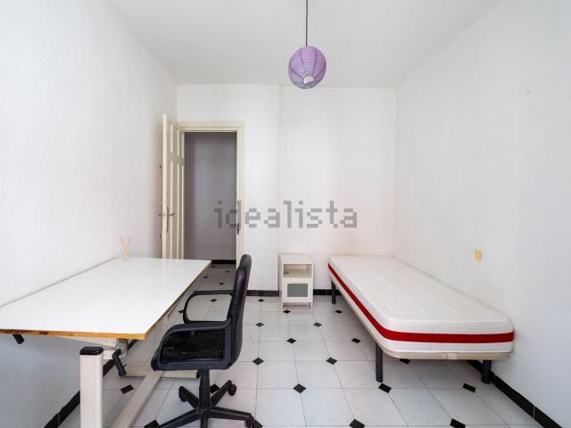 Piso, Recogidas, Granada