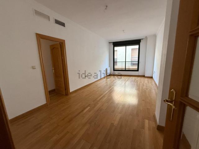 Piso, Recogidas, Granada