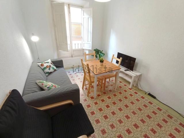 Piso, Recogidas, Granada