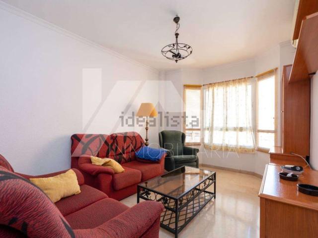 Piso, Recogidas, Granada
