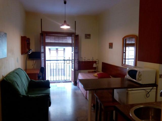 Piso, Recogidas, Granada