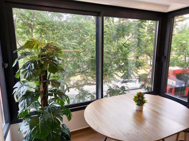 Piso recién reformado con espectacular terraza en Granada