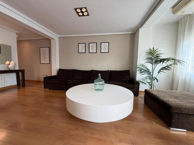 Piso reformado y amueblado de 2 habitaciones con vestidor | Els Orriols