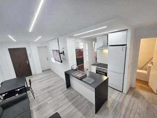 Piso reformado y luminoso en Mármoles, listo para entrar a vivir
