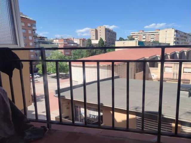 PISO REFORMADO ZONA CAMPO DE FUTBOL DE ELDA