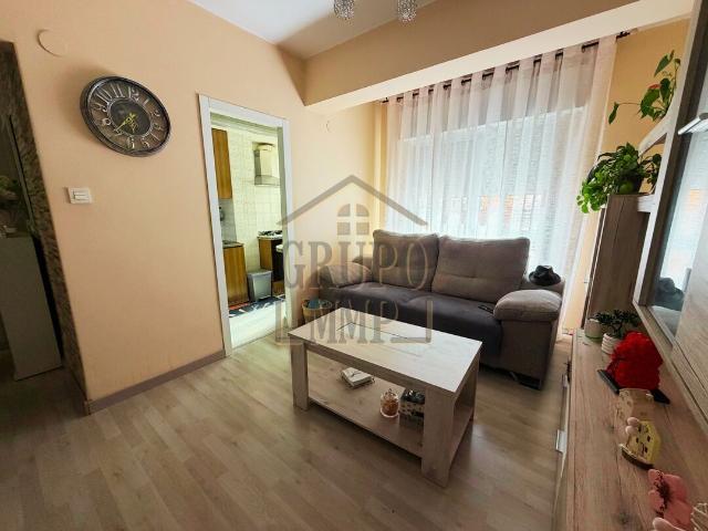 Piso reformado a estrenar de 2 habs. junto a Castalia y el centro