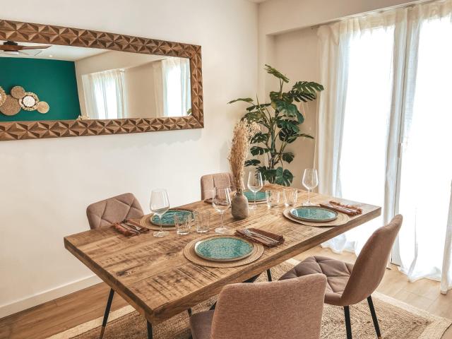 Piso reformado con balcón y 3 habitaciones en Pere Garau