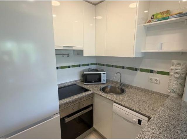 Piso reformado con piscina y garaje junto al Retiro