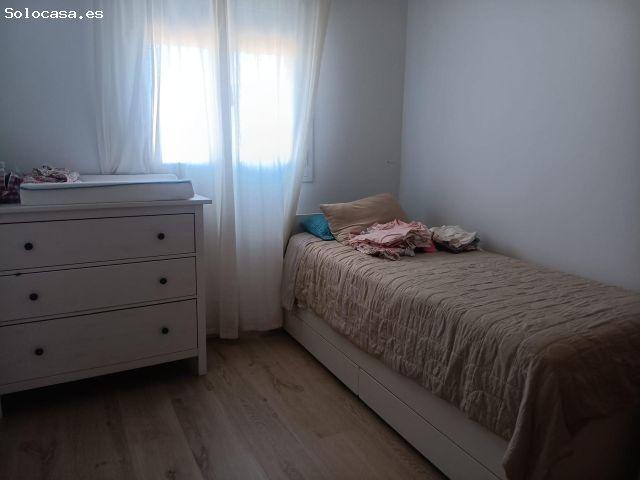 ✨ ¡Piso reformado con terraza y vistas despejadas en Barriada San Diego! ✨
