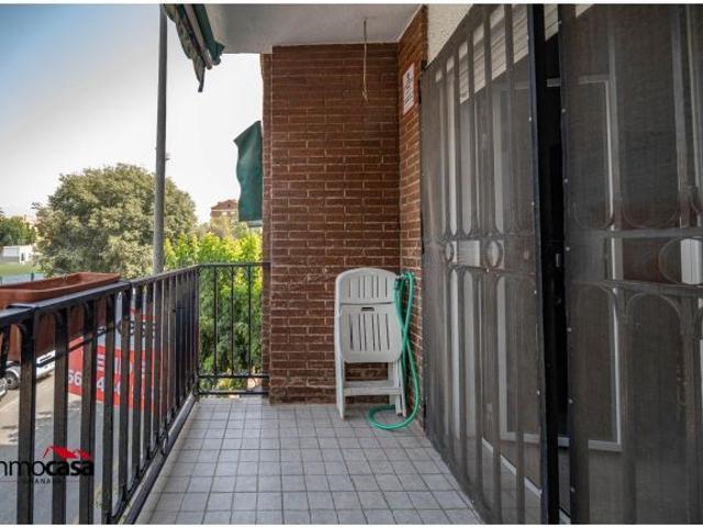 PISO REFORMADO DE 4 DORMITORIOS CON DOS PLAZAS DE APARCAMIENTO Y UN TRASTERO EN EL BARRIO DE SAN FRA