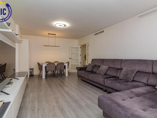 PISO REFORMADO DE TRES DORMITORIOS EN CASTELLÓN