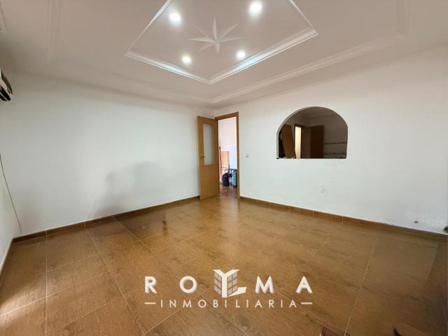 PISO REFORMADO EN TORREBLANCA