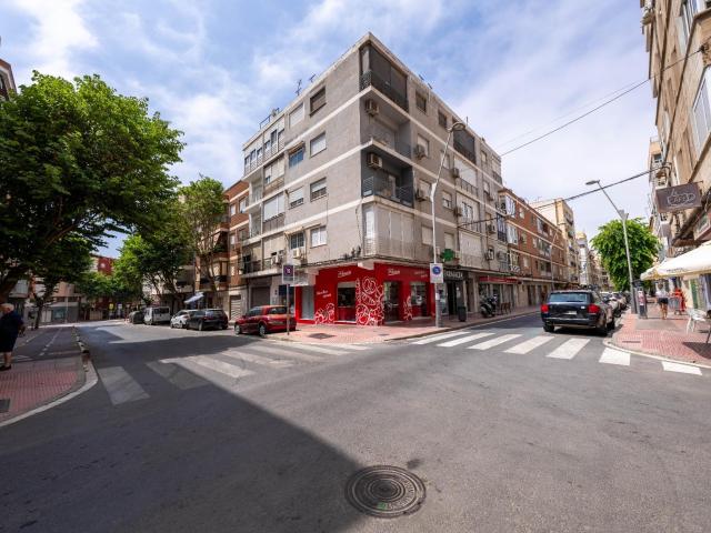 PISO REFORMADO EN ZONA ALTAMIRA