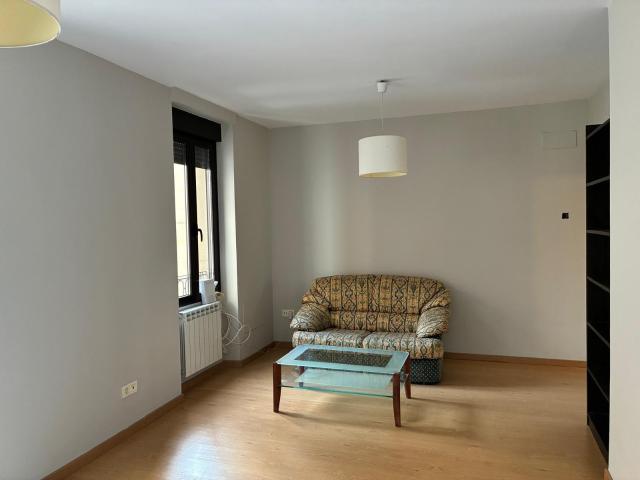PISO REFORMADO EN ZONA PADRE ISLA