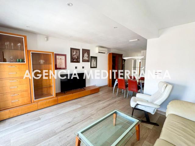 PISO REFORMADO EN ALQUILER, VALENCIA · Agencia Mediterránea Consultores Inmobiliarios