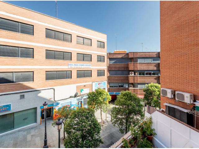 Piso reformado en el centro de 3 dormitorios 1 baño
