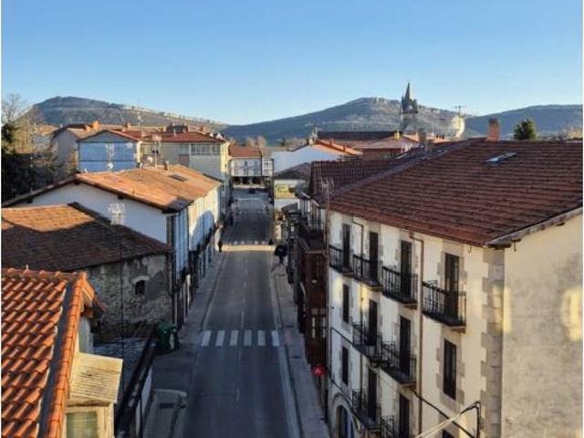 PISO REFORMADO EN ESPINOSA DE LOS MONTEROS