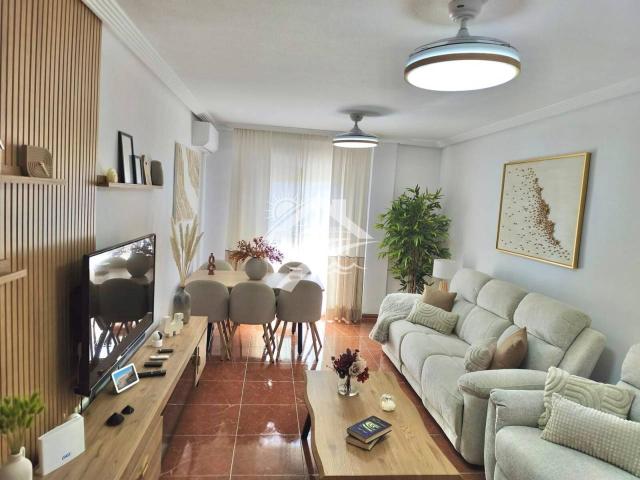 PISO REFORMADO EN HUERCAL DE ALMERÍA