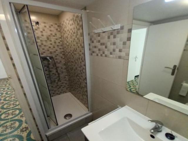 PISO REFORMADO EN SANTS CON BALCON