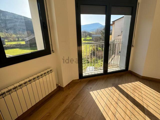 Piso, Ribera d&apos Urgellet