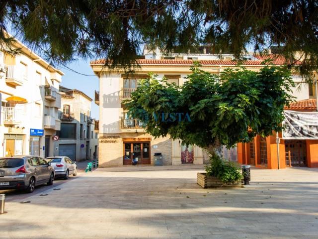 Piso, Roda de Berà