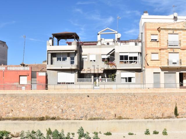Piso, Rojales